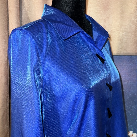 Vintage Multiples Size XS Button Down Top - Picture 13 of 16